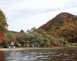 小野川湖畔の家キャンプ場全景