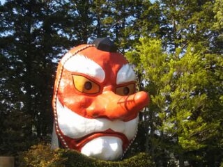 大きな天狗の面 大きな天狗の面