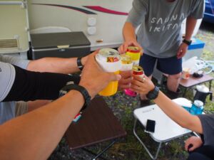 雨ならば飲む 雨ならば飲む